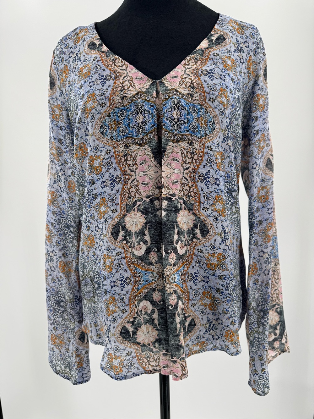 Lavender Brown Tapestry Medallion Print Split V-Neck Blouse XS